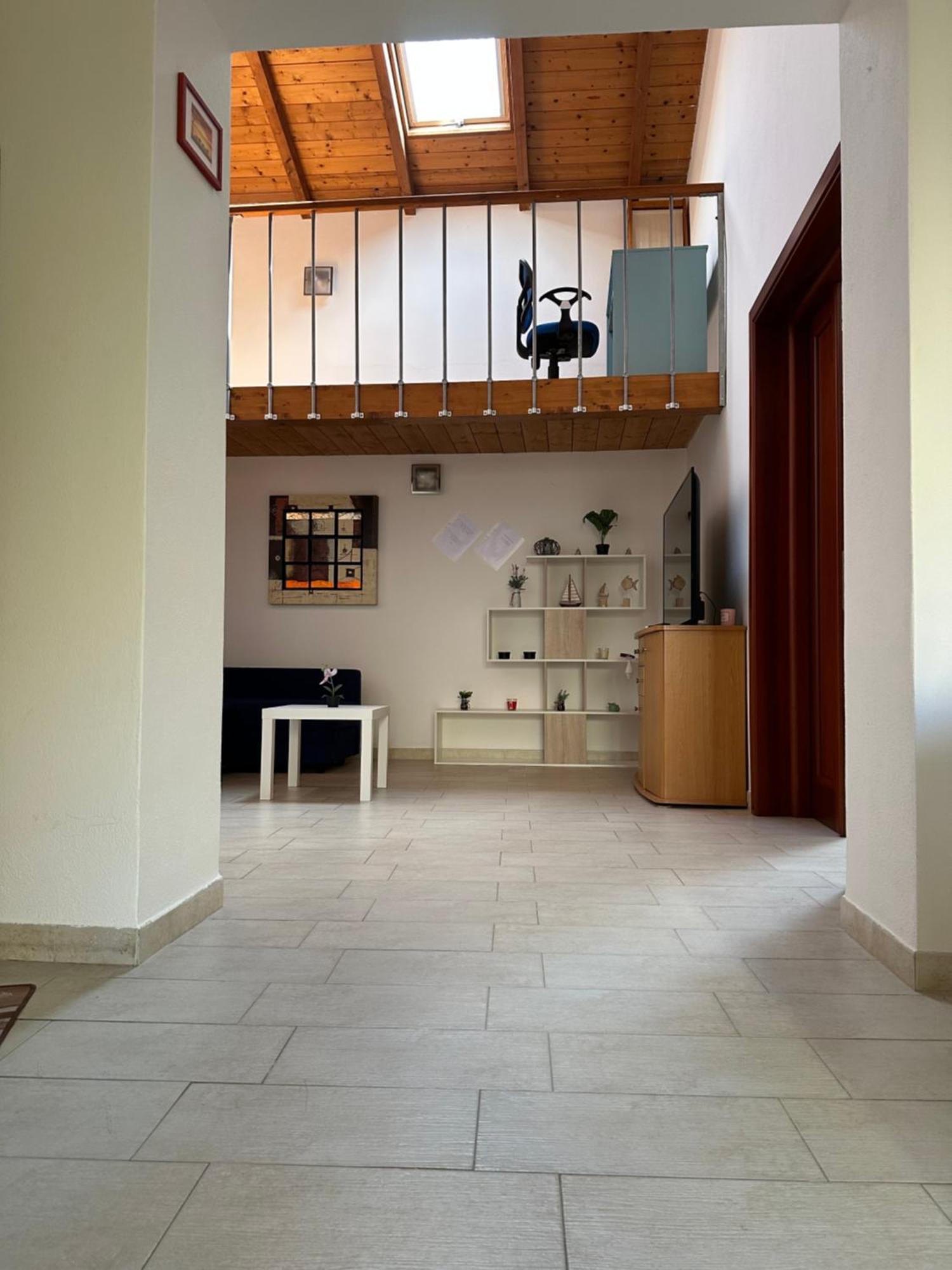 Stylish Loft Trivano Cagliari 2 Beds/2 Bath Bagian luar foto